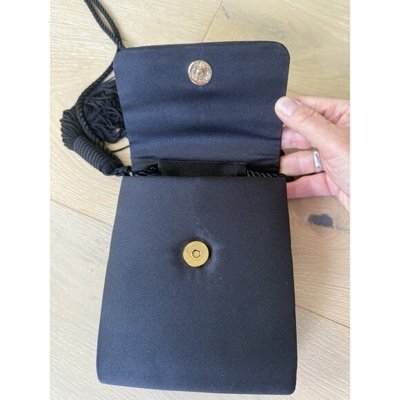 Vintage 80’s Lord and Taylor Black Textured Small Rope Tassel Crossbody Bag - Picture 8 of 12